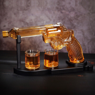 Set decantor pistol cu doua pahare