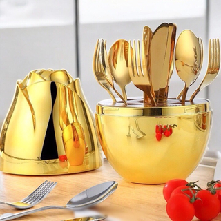 Set tacamuri lux cu suport decorativ