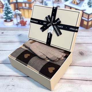 Set cadou femei cu esarfa si manusi premium