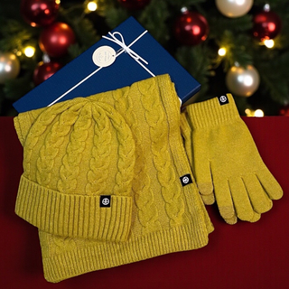 Set cadou fular,caciula si manusi premium