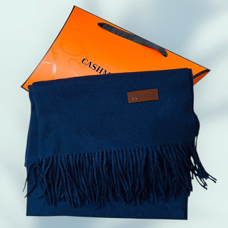 Esarfa cashmere in cutie cadou