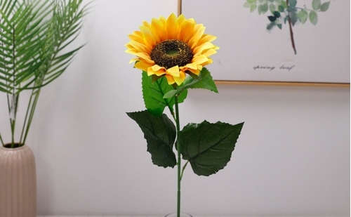 Floarea soarelui artificiala