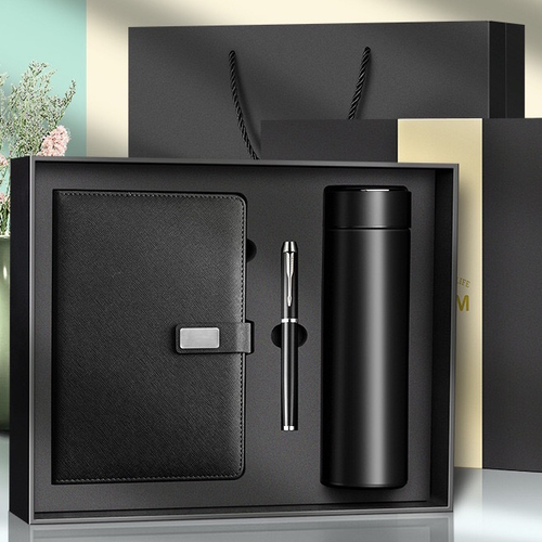 Set cadou cu agenda si termos digital