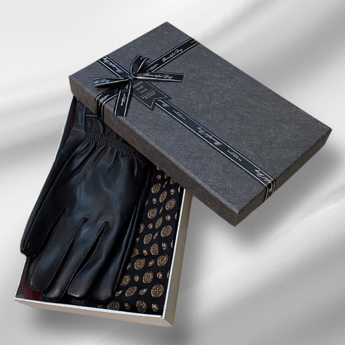 Set cadou barbati cu esarfa eleganta