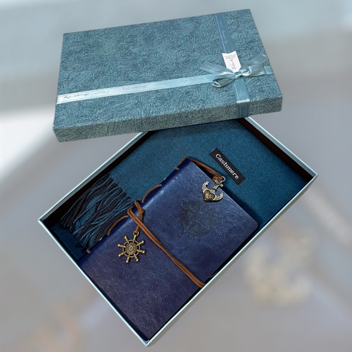 Set cadou cu esarfa casmir si agenda