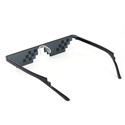 Ochelari de soare pixelati
