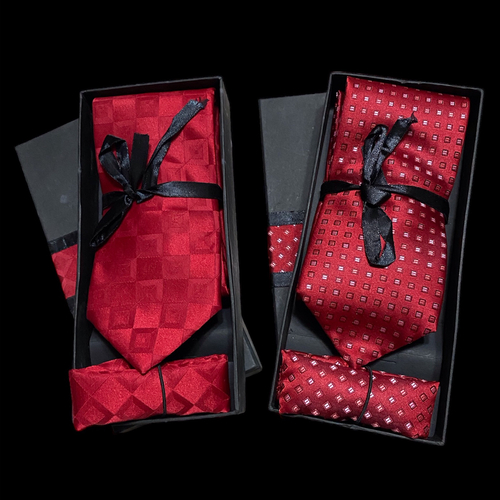 Set cravata cu batista