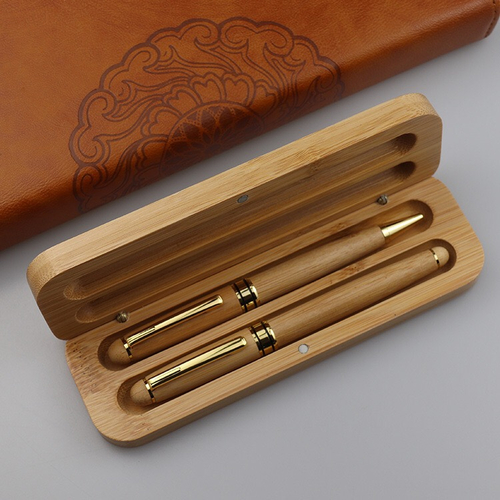 Set cadou cu instrumente de scris lux